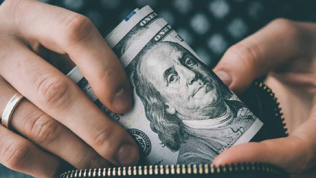 $3,284 Stimulus Check 2025 – Who Qualifies, When Will It Be Paid, And How To Claim It?